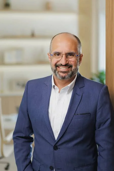 Dr. Caio Focassio